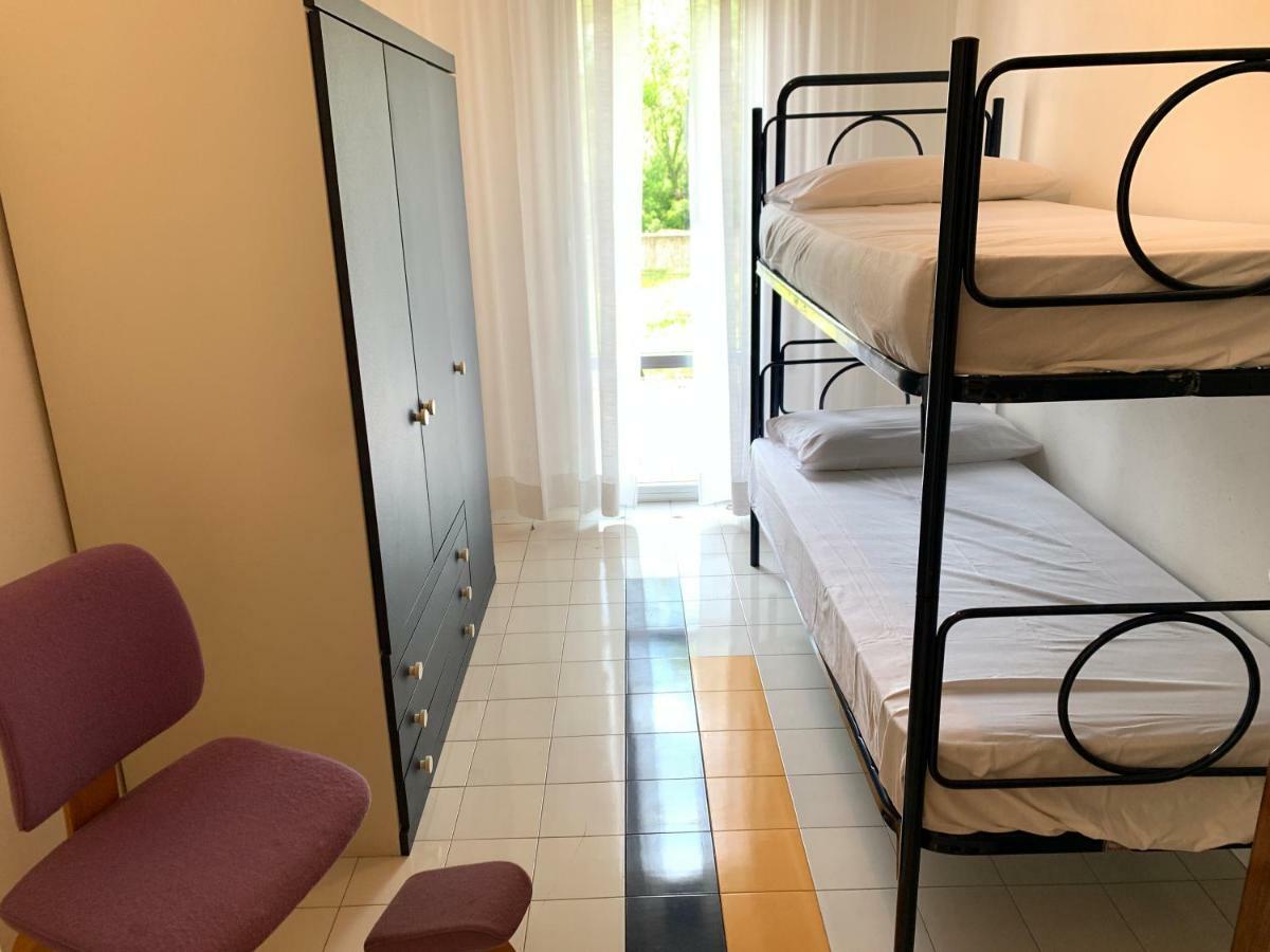 Residence 5R - Walterigato Apartments Solo Per Famiglie Lido di Jesolo Exteriör bild